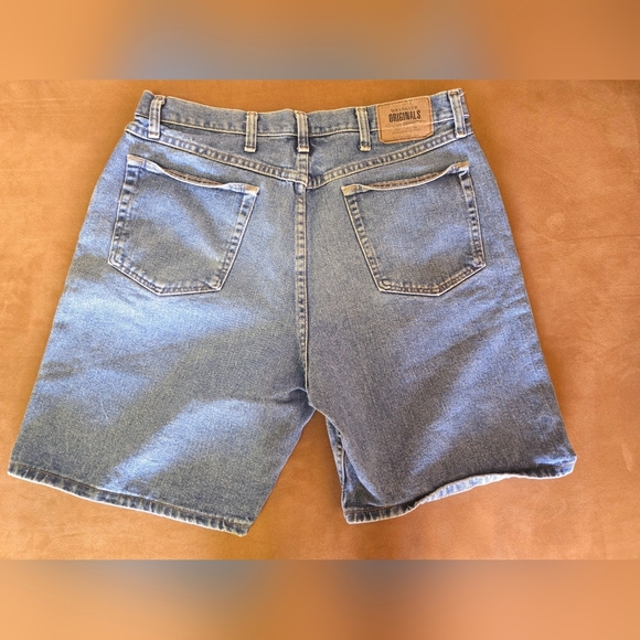 Wrangler Mens Relaxed Fit Denim Shorts Size 36 Light Washed Blue - Picture 2 of 5